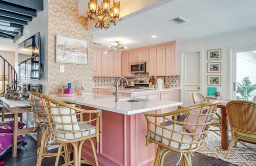 Westworth Village Maison | Pool, Hot Tub near Dickies Arena, Stockyards & TCU