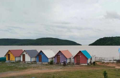 Kolhapur Maison | POOL HOUSE Cottage