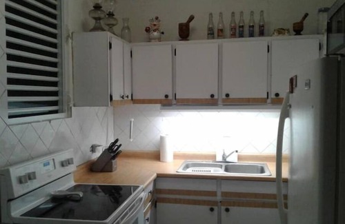 Mayaguez Maison | POOL HOUSE , keep family together, fit 8 or more