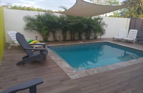 Mayaguez Maison | POOL HOUSE , keep family together, fit 8 or more