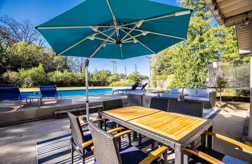 Cabot Maison | Pool Oasis w/ KING Bed & Firepit