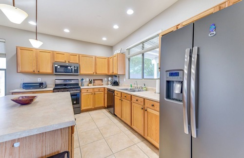 San Tan Valley Maison | Pool, Patio & Grill: San Tan Valley Escape!