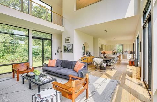 Pine Plains Maison | Pool & Private Acreage: Luxe Hudson Valley Home