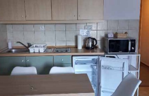 Zalakaros Copropriété | Pool&relax Apartman: Pihenés a Medencénél. Közvetlen Gyógy/élményfürdő Mellett