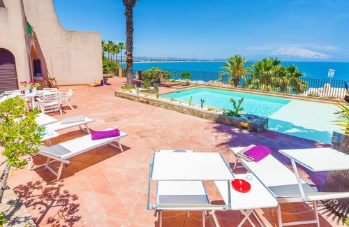 Costa Saracena-Castelluccio Villa | Piscine, vue sur la mer, 4 avec salle de bains, prestigieux, près de la mer
