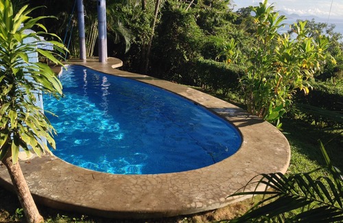 Montezuma Maison | Piscine, vue imprenable sur l'océan, calme, escalier vers la plage, maison ECO