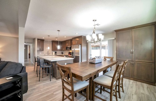 Papago Parkway Maison | GOLF GRATUIT! Dog Friendly! Table de jeu ESPN multi, barbecue, minutes de la vieille ville Scottsdale & Giants Stadium
