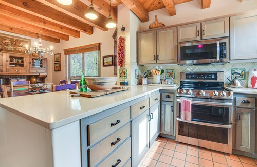 Nambe Pueblo Maison | 10 Mi to Santa Fe Plaza: Casita w/ Mtn View!