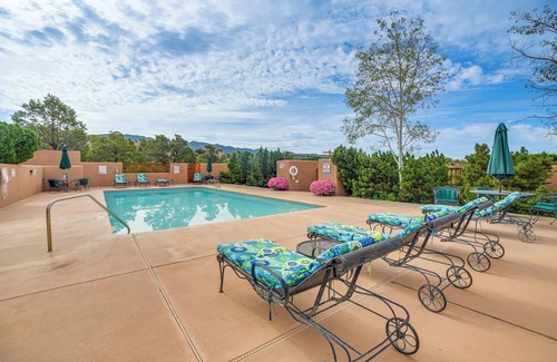 Nambe Pueblo Maison | 10 Mi to Santa Fe Plaza: Casita w/ Mtn View!