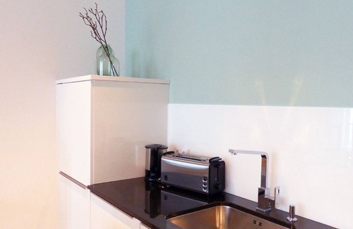 Sellin Appartement | Pool und Sauna mit Meerblick, Direkt an der Seebrücke - First Sellin Fewo 3.8