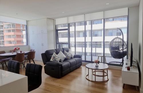 Macquarie Park Appartement | Pool View of Marquarie Park Paradise