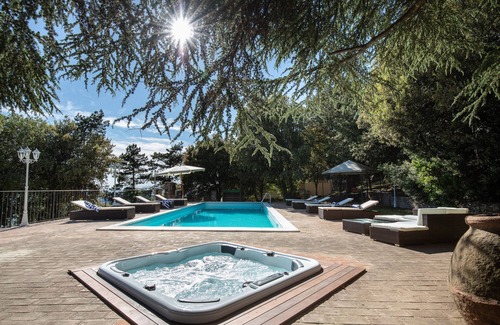 Corciano Villa | Pool villa "the trinity"