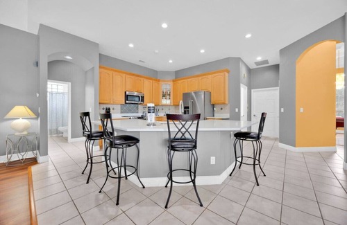 Forest City Maison | Poolside Paradise | 30 Min From Disney | Pool | Patio