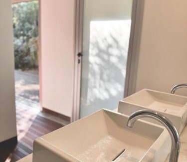 Santarem Maison | Poolside Suite - Heated Shared Pool-Quinta da BellaVista