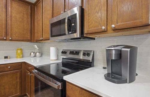 Temple Appartement | Pop Art Extravaganza @ SPG Europa in Temple TX