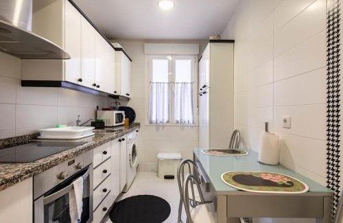 Leon Appartement | Pop Gallery