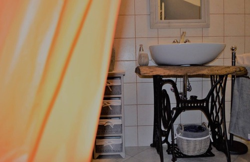 Montecrestese Lit Et Petit-Déjeuner | B & B Popai *** Le Coin Perdu à Castelluccio di Montecrestese -vb-