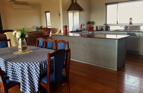 Hunter Valley Autre | Poppa's Place @ Dalwood, Hunter Valley Vineyards Farmstay