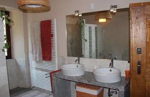 Casola Valsenio Maison | Manoir en pierre sur les Apennins avec piscine (Florence, Bologne, Ravenne)