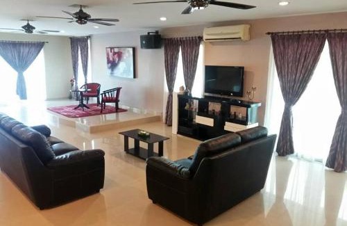 Taman Pantai Dickson Maison | Port Dickson Holiday Home Villa