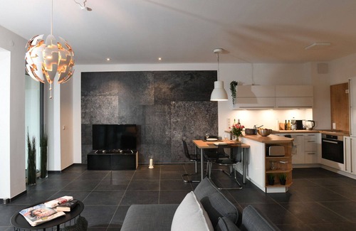 Mitte-Sud Appartement | Hafenloft dans un emplacement parfait, de superbes vues et une terrasse de 30 m²