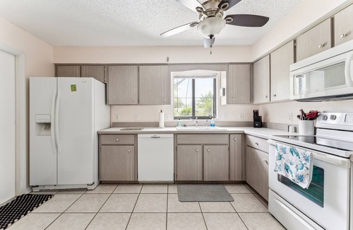 Hawks Ridge Estates Maison | Port Orange Vacation Home by RedAwning