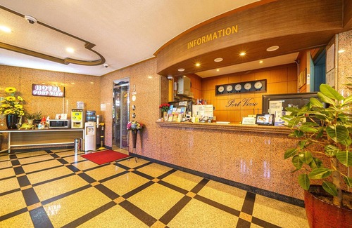 Sokcho Hôtel | Port View