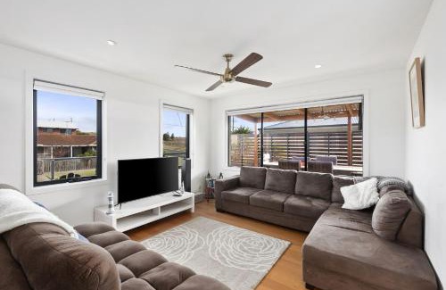 Bellarine Maison | Portarlington Gem
