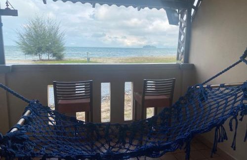 Taman Haji Zainal Appartement | PortDickson SEAFRONT Paradise Lagoon Apartments 1-6Pax