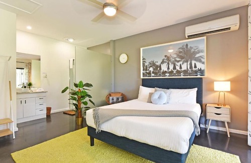 Keinbah Maison | Porter Place at Poppy Hill Farm