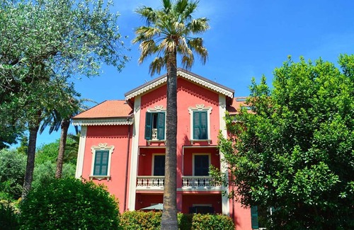 Silvi Maison | Portion de l'art nouveau villa avec jardin à 200m de la mer et du centre de Silv