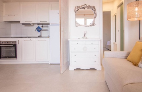 Portisco Appartement | Portisco Bouganville Seaside Charm Flat W/ Veranda