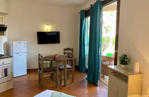 Santa Maria Appartement | Porto Antigo 2 Garden View - Studio, Pool & Wifi