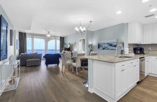Pensacola Beach Copropriété | 🌊 Portofino 1-1205 Luxury Condo | Gulf and Sound Views, Spa, Pools + Tennis