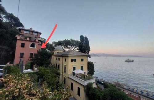 Pedale Appartement | Portofino Seaview Apartment, 50 meters from the beach, free parking, air conditioning