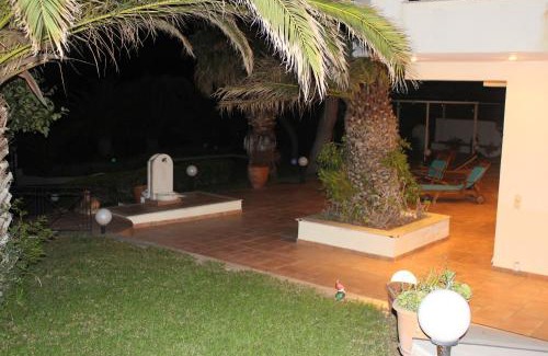 Ormos Agiou Ioannou Appartement | PortoRafti seaview garden Villa
