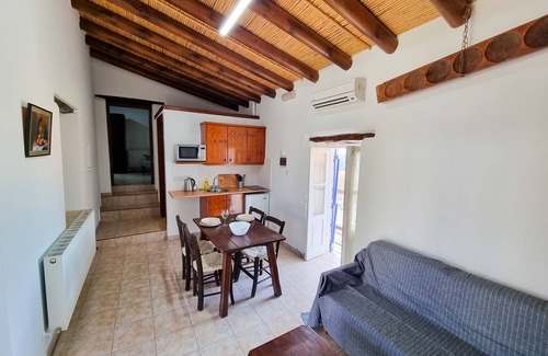 Skarinou Appartement | Poseidon's Pool Paradise