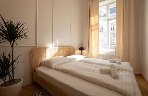 Roßau Appartement | Posh 107 m2 3BR flat in the city center of Vienna