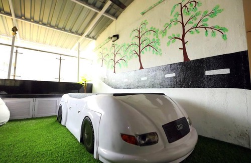 Kandivali East Villa | Posh 4.5 Bedroom villa with terrace and pool