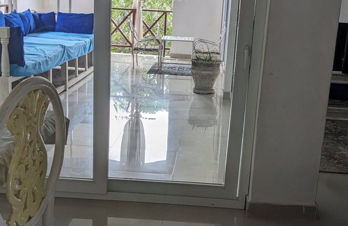 Malindi Maison | POSH HOUSE MALINDI 3BEDROOM SLEEPS 6 ADJACENT TO FALCONRY OF KENYA MALINDI