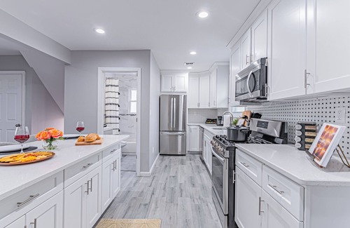 Scotch Plains Maison | Posh Living Spacious 4-bedroom Duplex Plainfield