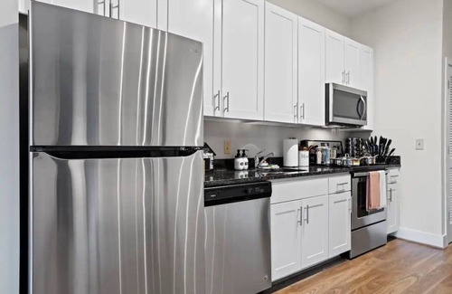 Old Town North Appartement | ⚜Posh Old Town Studio Apt w/Complimentary Parking⚜