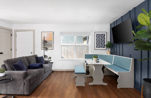 South Lamar Maison | Posh & Serene 2BR w Private Patio