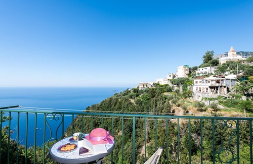Montepertuso Villa | Positano Villa Genny et Emily petit-déjeuner et expérience