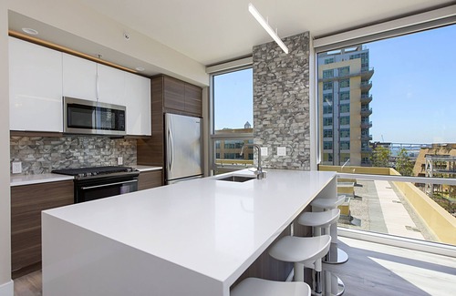 East Village Copropriété | Condo post moderne de luxe Ball Park, East Village, centre-ville de San Diego, Gaslamp