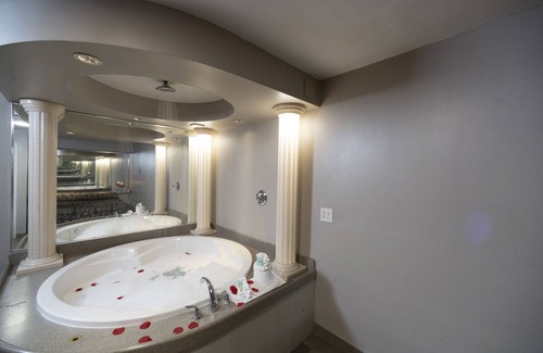 Avenel Hôtel | Post Road Inn Motel