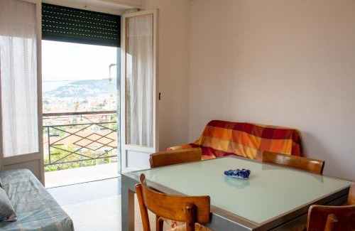 Borgio Verezzi Appartement | Posto Auto e Vista Magnifica - Relax al mare