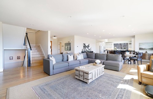 Potomac Maison | POTOMAC BREATH-TAKING RIVER VIEW, "THE VIEWPOINT,” MINUTES FROM DC