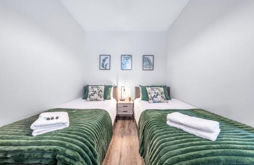 Potters Bar Appartement | Potters Bar - FREE Parking - Private Bathroom - Netflix - 4 mins walk to station - 20 mins DIRECT TRAINS TO LONDON
