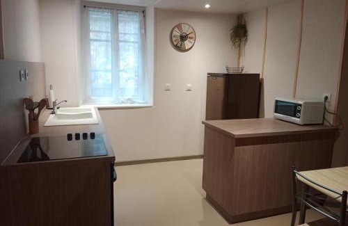 Luxeuil-les-Bains Appartement | Pounette, appartement sauna T3, Thermes/Centre